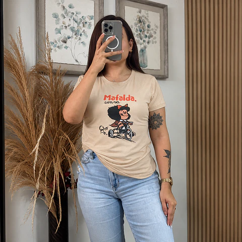 Camiseta Diseño Mafalda Piel de Durazno