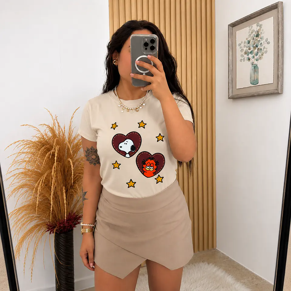 Camiseta Diseño Snoopy y Garfield Piel de Durazno 1