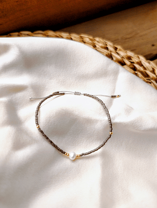 Pulsera gris una perla