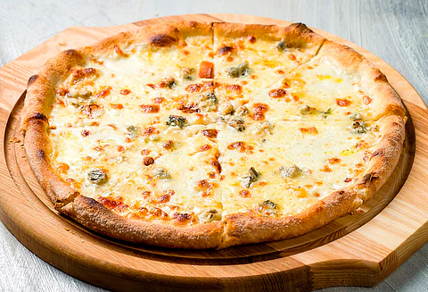 Pizza napolitana 4 Quesos La Focacceria