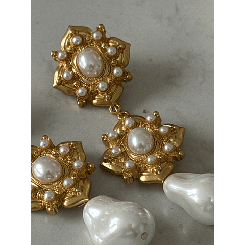 Aros griegos perla barroca