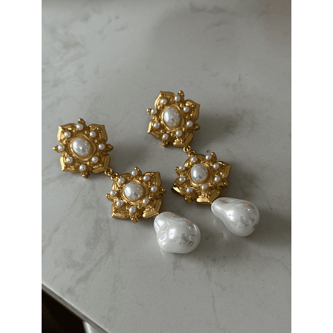 Aros griegos perla barroca