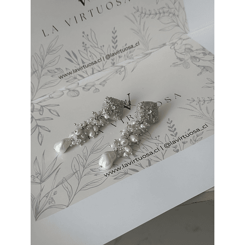 Aros racimo perlas y cristal 