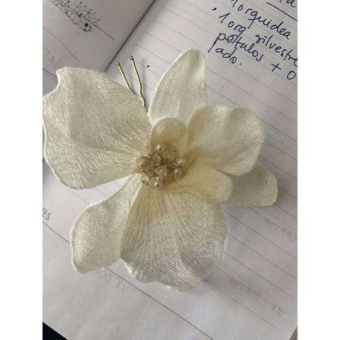 Tocado flor orquídea silvestre