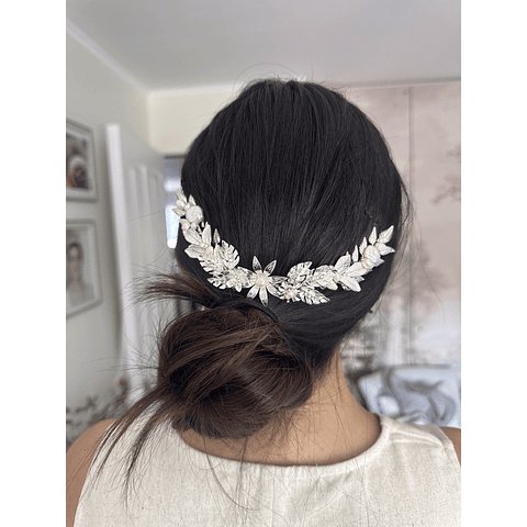 Tocado hojas y perlas barrocas