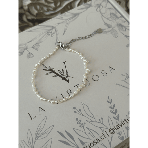 Pulsera perlas de rio