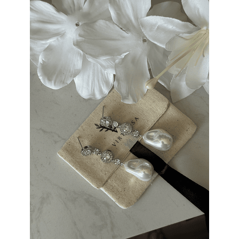 Aros circones y perla barroca