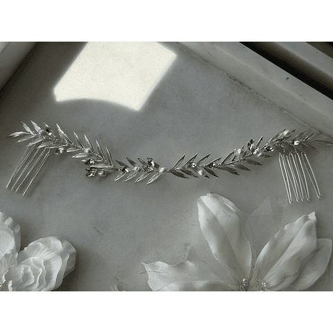 Tocado hojas y cristales