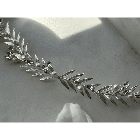 Tocado hojas y cristales