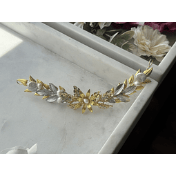 Tocado hojas y perlas