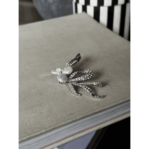 Tocado brillos y perlas