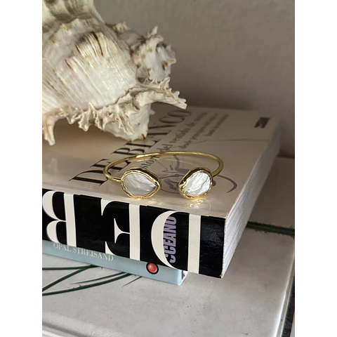 Esclava Minerva perlas barrocas 