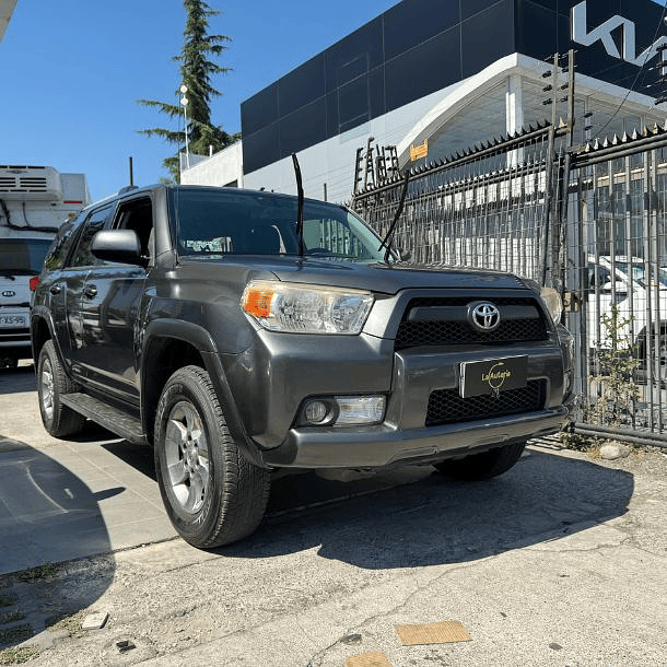 Toyota 4Runner 4.0 SR5 4X2 AT 2012  2