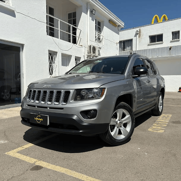 Jeep Compass 2.4 Sport AT 2015  1