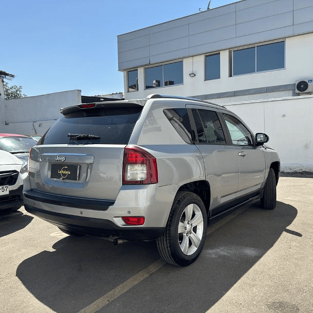 Jeep Compass 2.4 Sport AT 2015  3