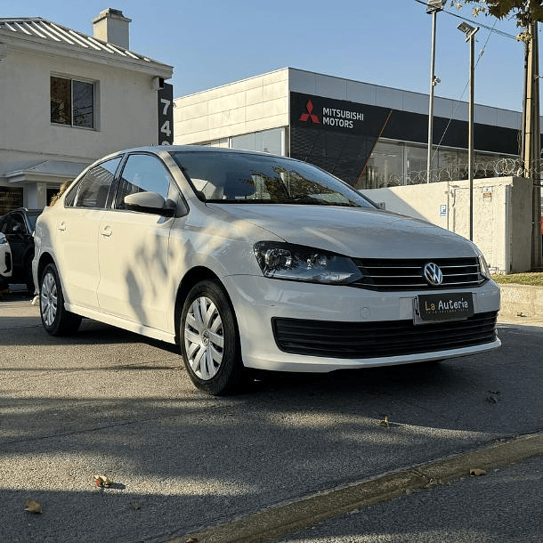 Volkswagen Polo 1.6 Auto Trendline  2018  3