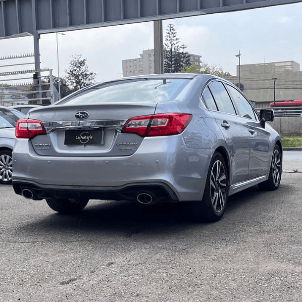 Subaru Legacy 3.6R AT AWD 2019  4