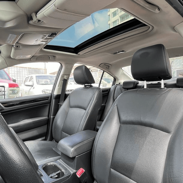 Subaru Legacy 3.6R AT AWD 2019  9