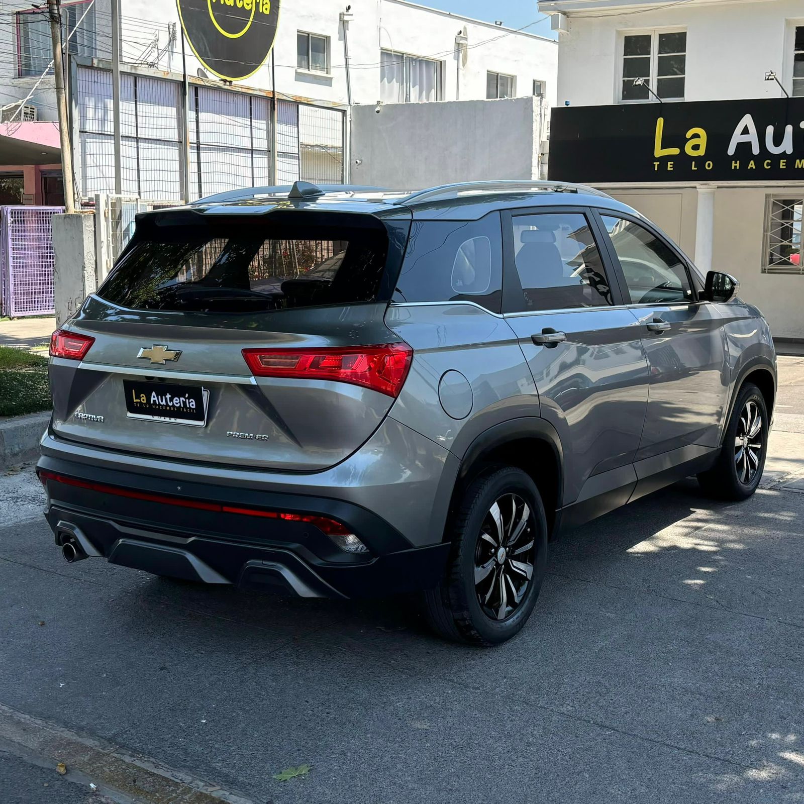 Chevrolet Captiva Premier 1.5T MT 2022  4