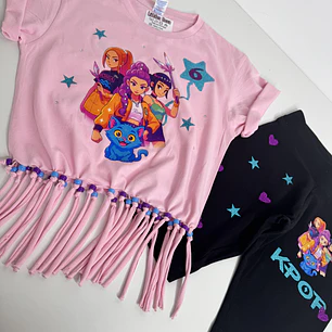 CONJUNTO DE TSHIRT FRANJAS  E CALÇOES -  KPOP