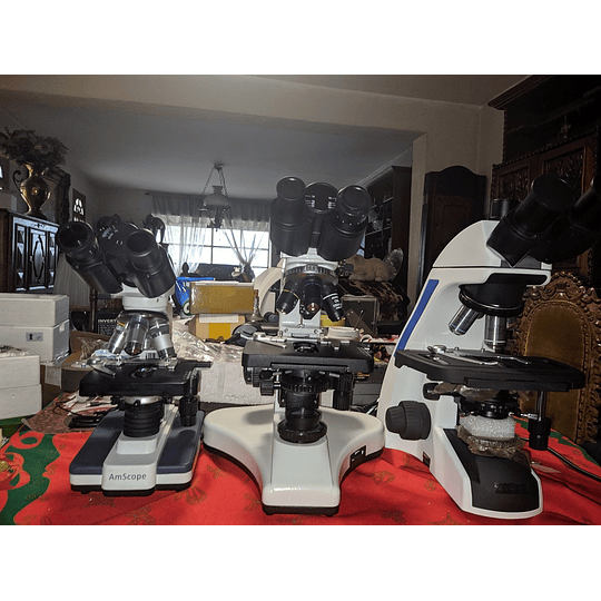 Microscopio Trinocular Kohler 40x-1000x, Profesional, Iluminación LED, Veterinario, Laboratorio Clinico. Incluye Camara