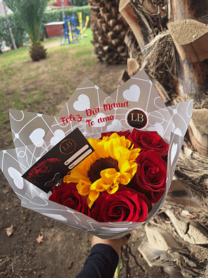 Rosas con girasol 