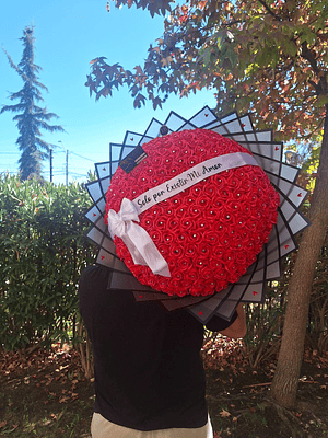 250 rosas eternas con cinta personalizada