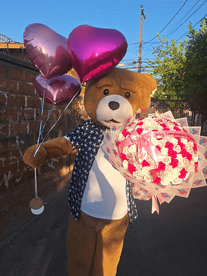 🐻 + Ramo de 150 Rosas eternas 