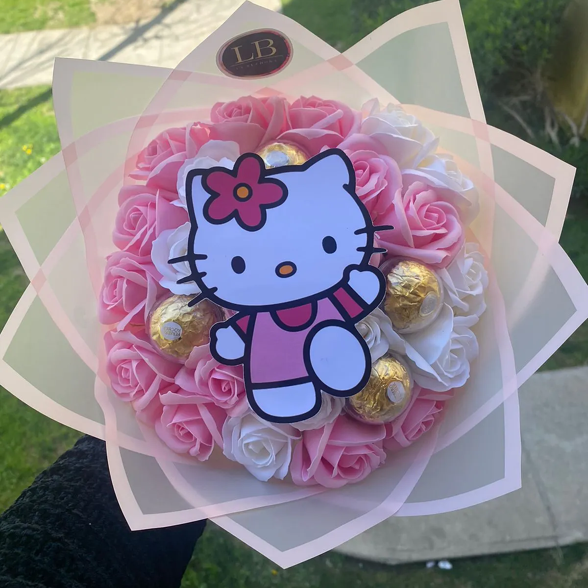 Ramo Hello Kitty + Bombones  1