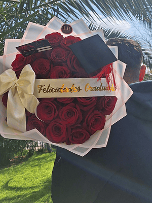Ramo de 25 Rosas para Graduación 