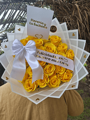Ramo de 25 Rosas Amarillas Naturales 