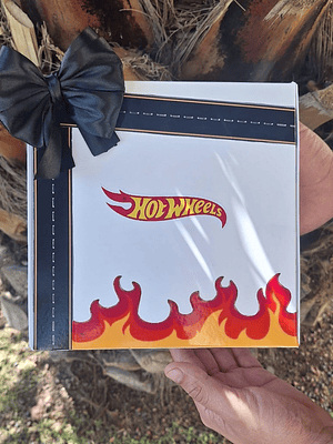 Caja Hotwheels 