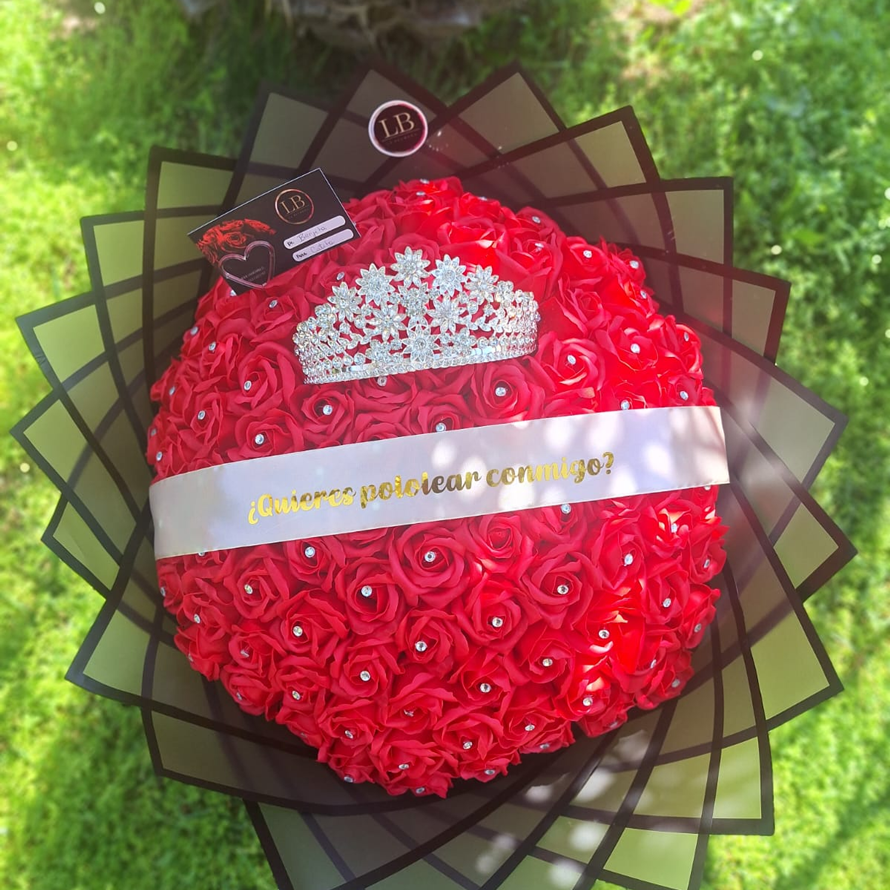 Ramo de 100 Rosas + Cinta Personalizada + corona XL  1