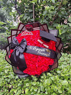 Ramo de 50 Rosas Eternas