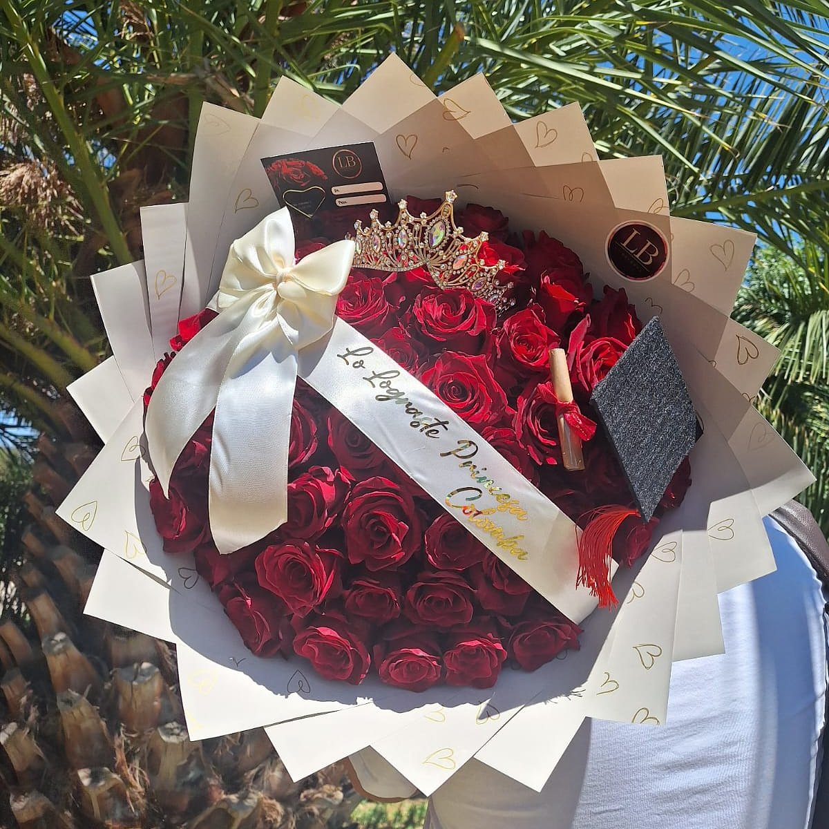 Ramo de 50 Rosas para Graduada  1