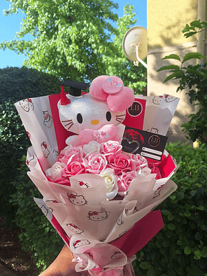Ramo hello kitty graduada 