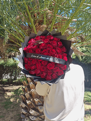 Ramo de 50 Rosas Naturales 