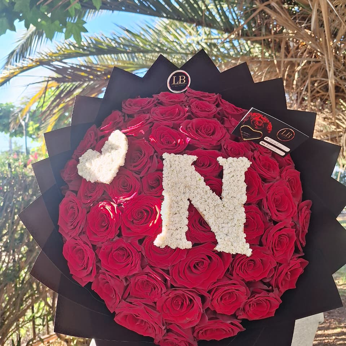 Ramo de 50 Rosas Naturales + Inicial  2