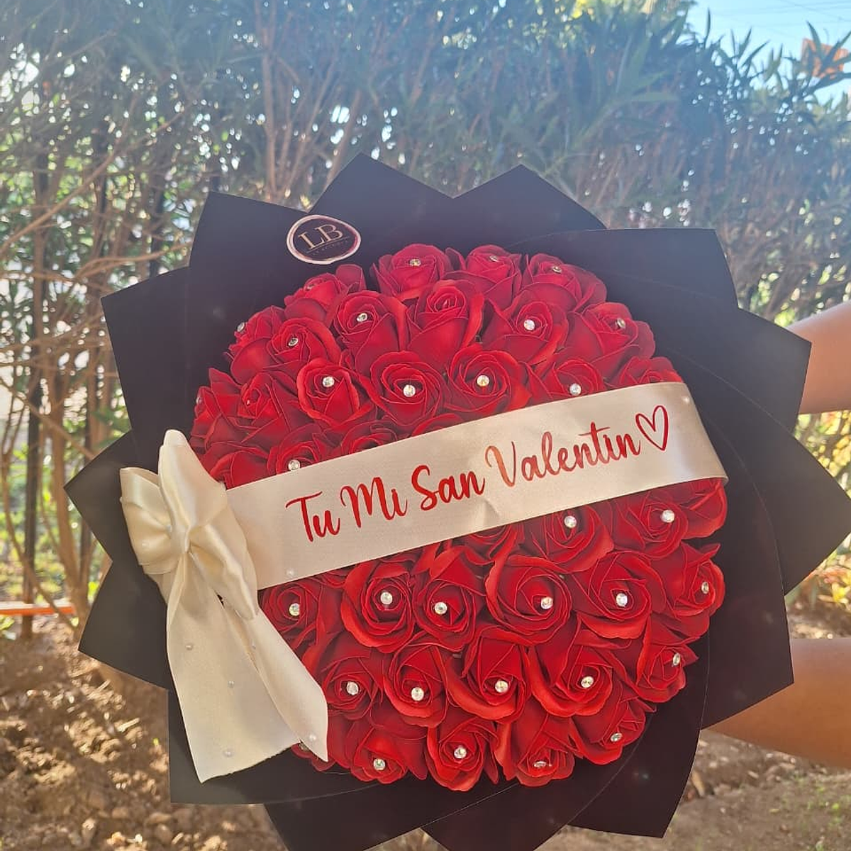 Buchon de 100 Rosas con Frase San valentin 4