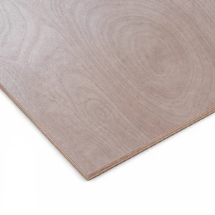 Terciado Eucaliptus Rosado 3 mm / 2,44 m x 1,22 m