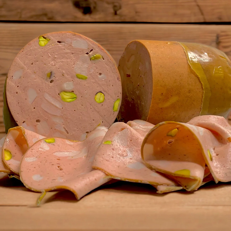 Mortadella Italiana con pistacho 200 gr. 2