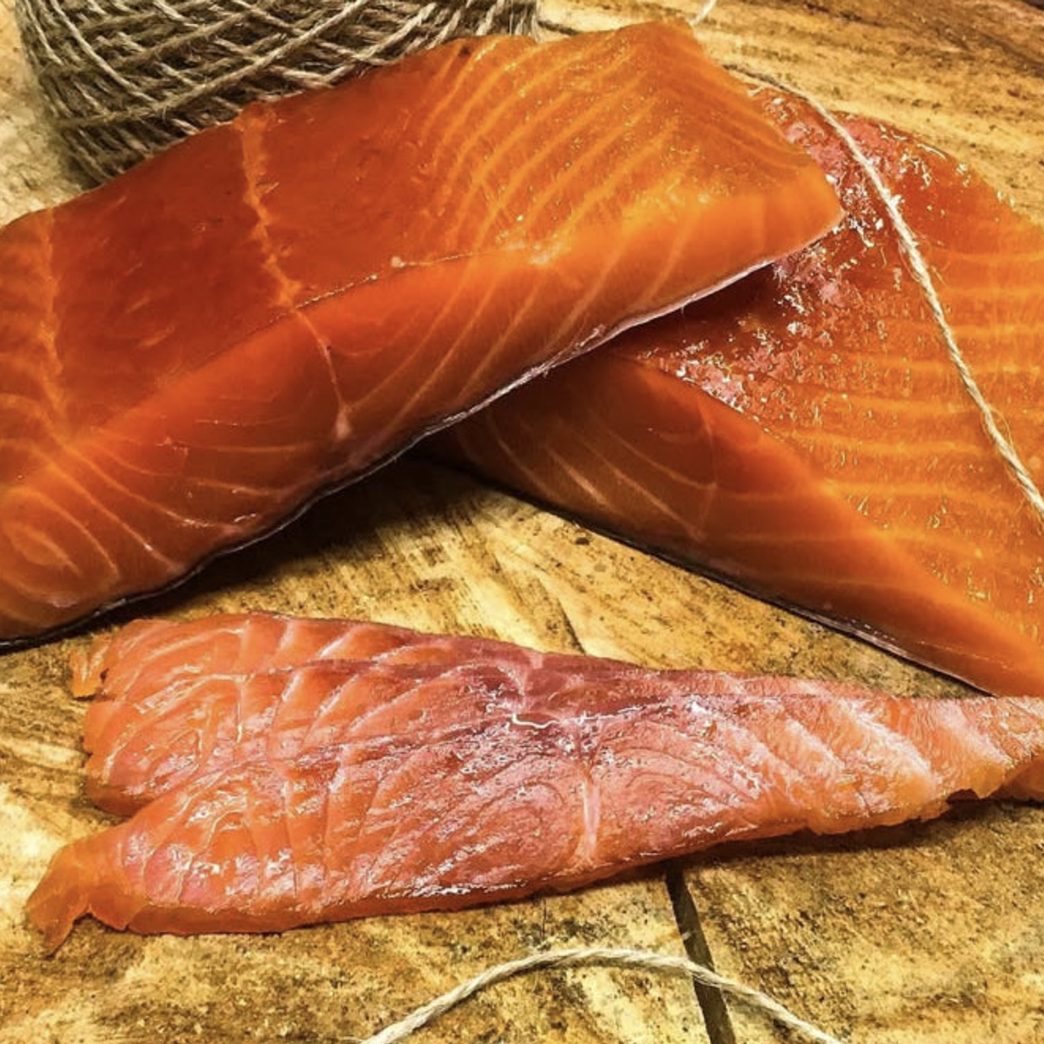 Salmón Ahumado Frío trozo 200 gr. aprox. 1