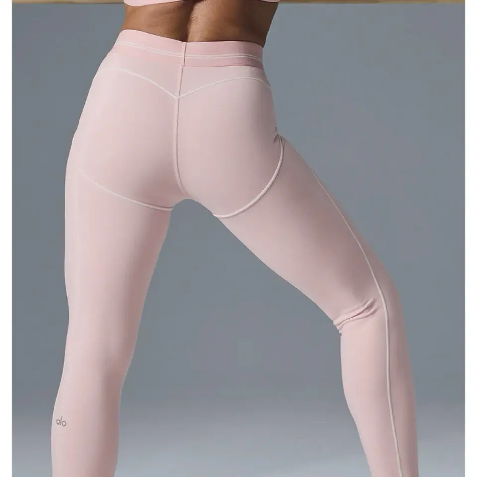 Airbrush High-Waist Heart Throb Legging 3