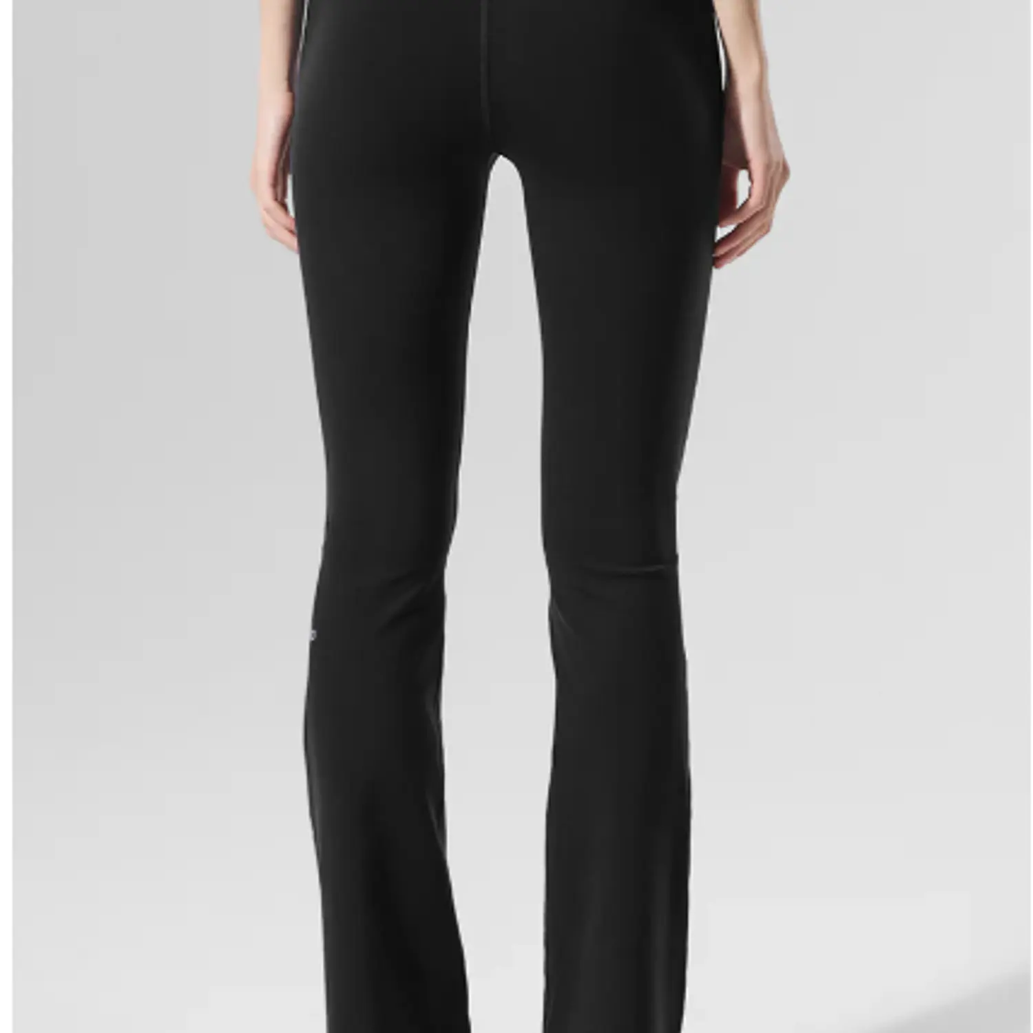 Legging Airbrush de cintura alta y corte bootcut con largo 7/8 3