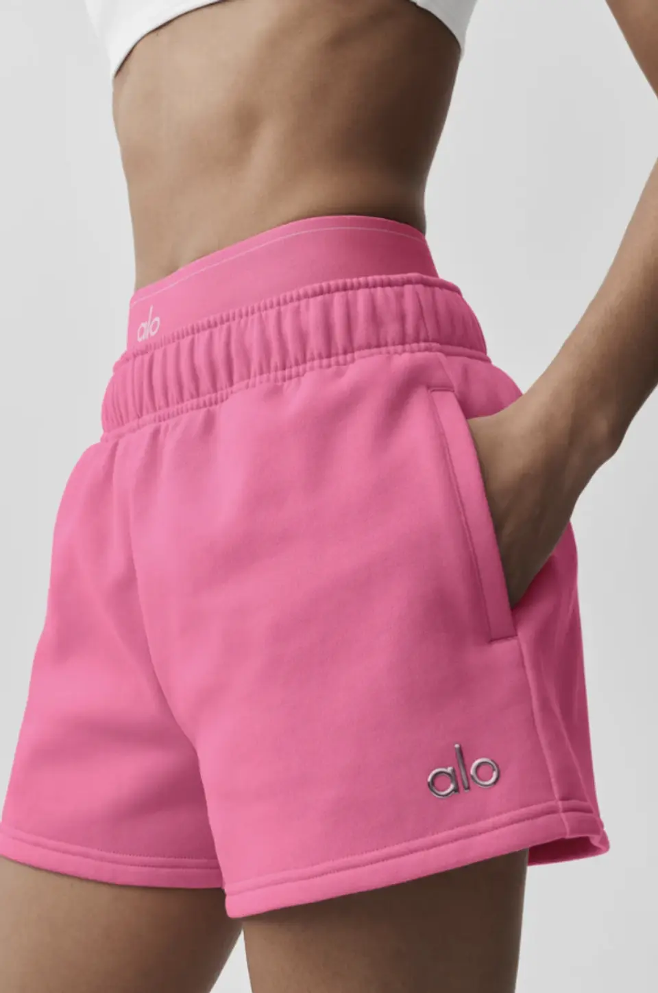 Accolade Short 2