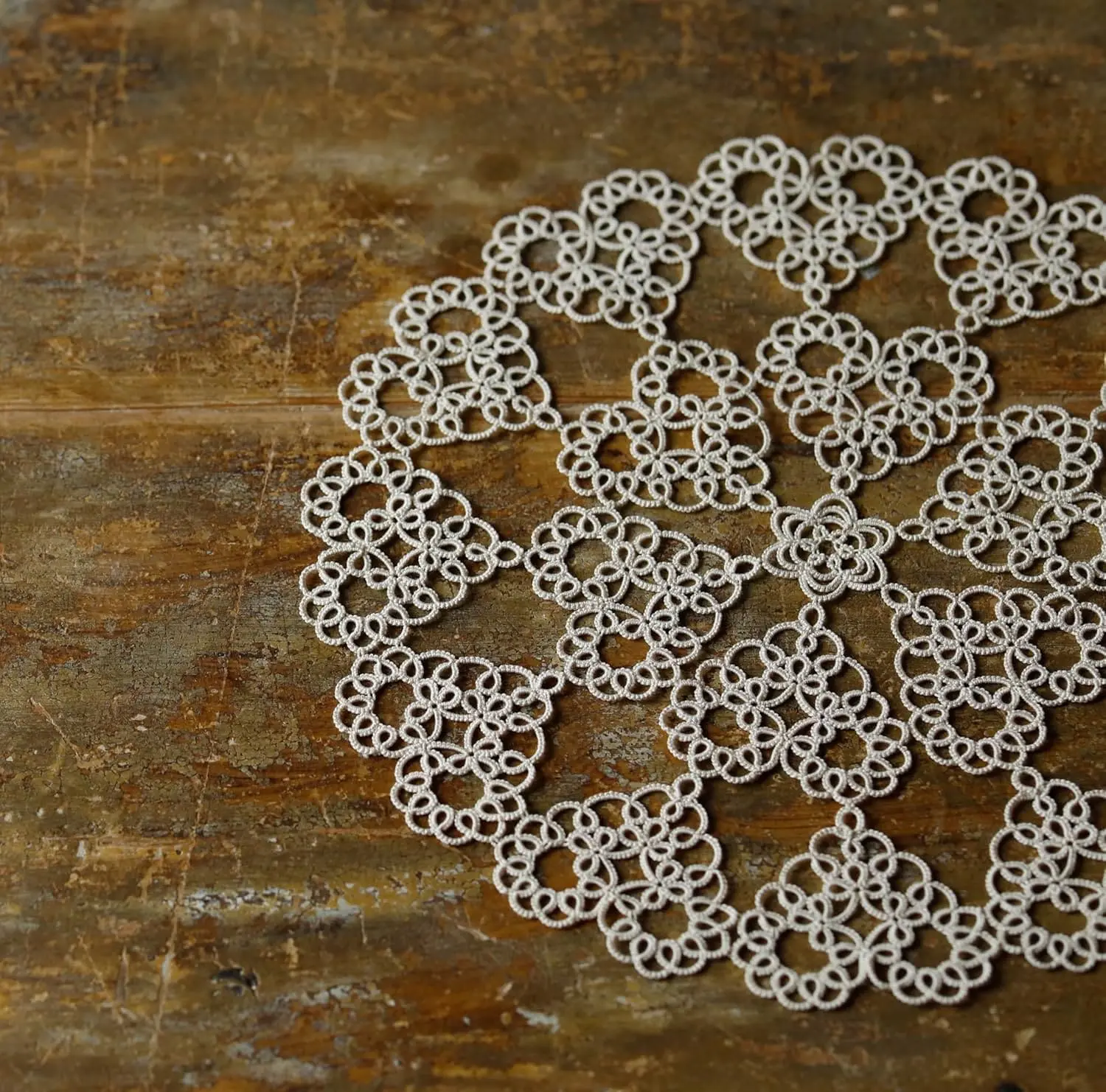 Libro de Frivolité - Connect Tatting Tiny Flower | Takako Eda – 34 Patrones 8