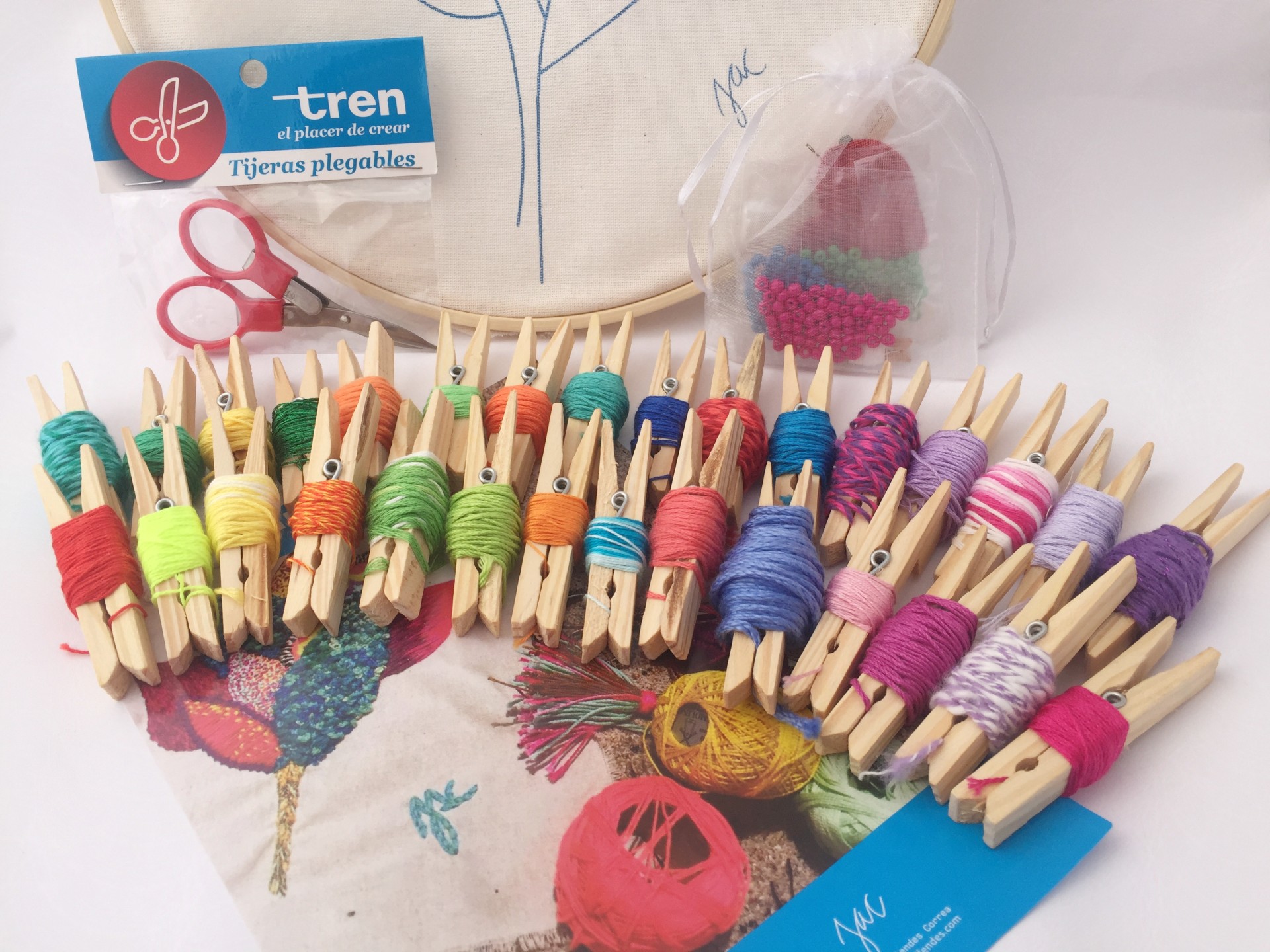 Kit Bordado Creativo - Josefina Allendes 2