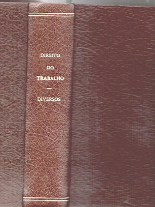 Encadernação composta por 6 livros sobre: Direito do trabalho, a empresa e o empregador