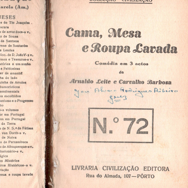 Cama mesa e roupa lavada 1