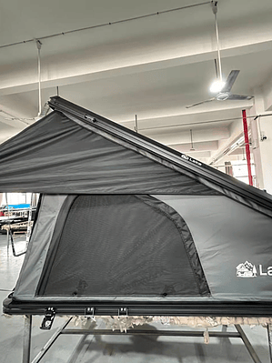 Carpa de Techo Triangular Premium - Modelo Huilo Huilo
